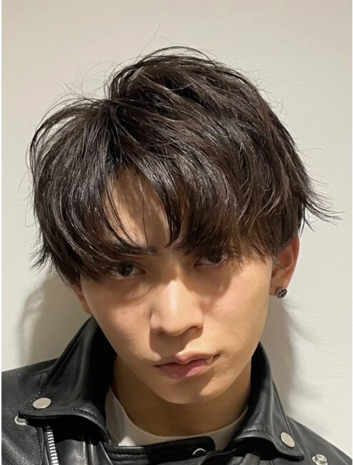 コンマバングとマッシュの絶妙なほつれ感