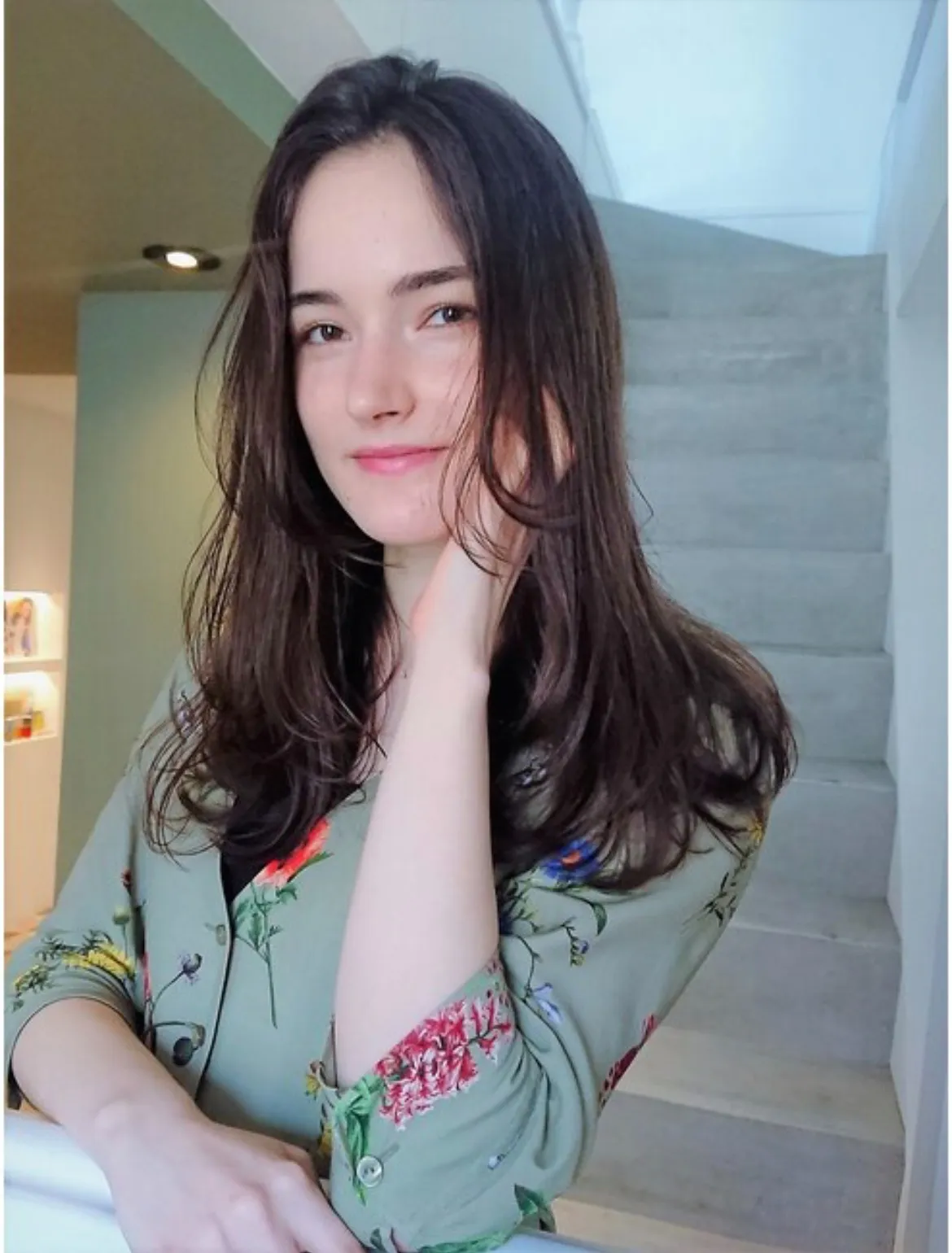 2段レイヤーのふんわり華やかロング